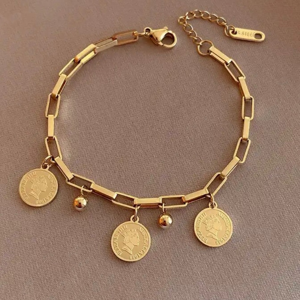 Real Gold Plated Round Portrait Bracelets High Quality Stainless Steel Chain